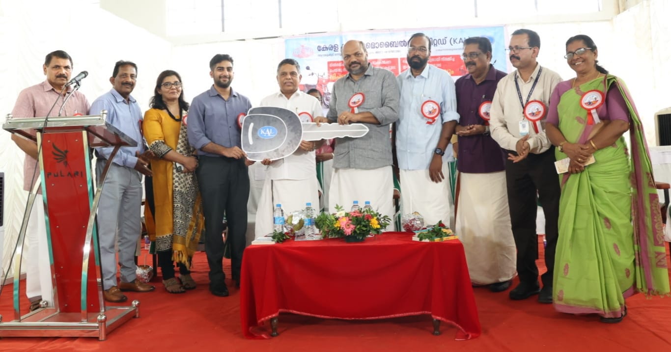 ഐസ്ക്രീമുമായി വീട്ടിലെത്തും മിൽമ മിലി കാർട്ട്