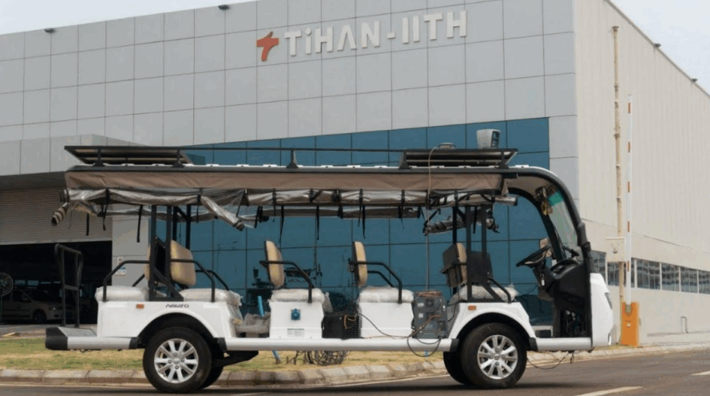 India's first driverless bus