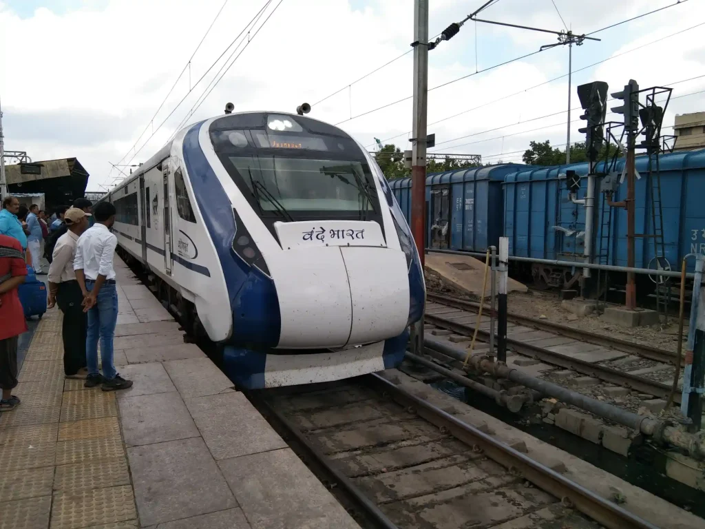 Vande Bharat Train to Varanasi