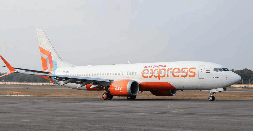 uae-kerala flight price