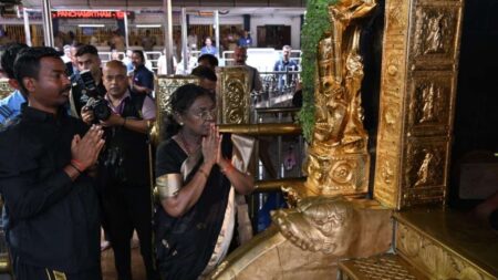 murmu sabarimala
