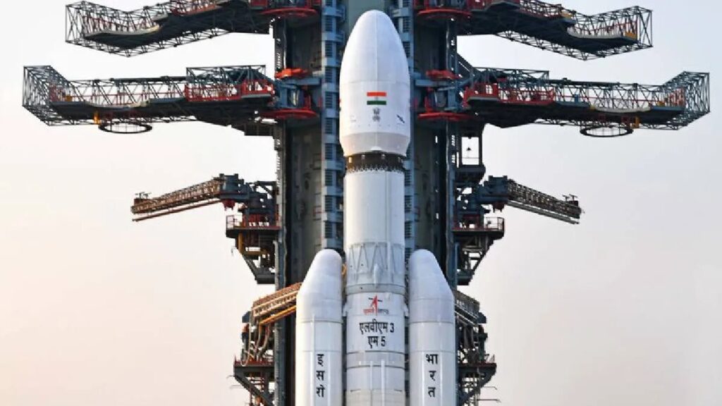 isro launches heaviest communication satellite
