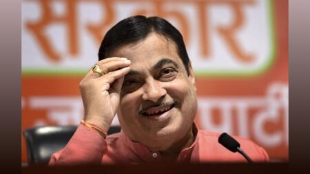 Nitin Gadkari hydrogen car