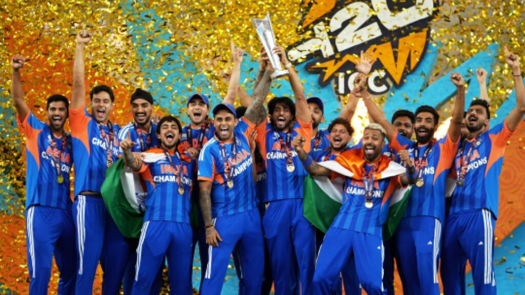 bcci cash reward team india