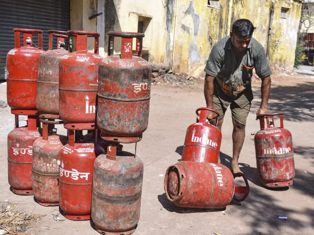 Commercial LPG supply resumes India