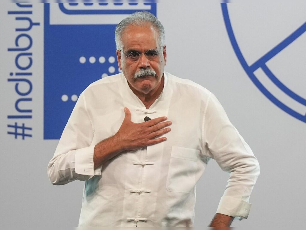 Rahul Bhatia IndiGo Interim CEO