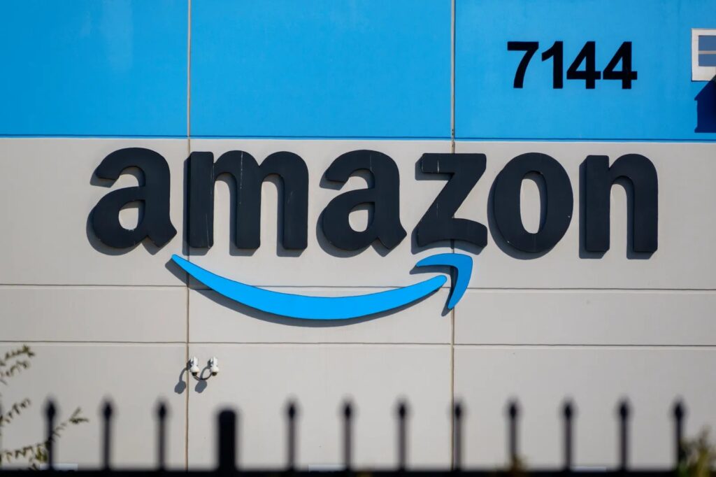 Amazon returns to China logistics strategy