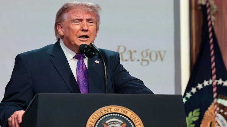 Trump postpones Iran military strike