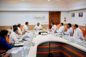 രാജ്യത്തിന്റെ Al നട്ടെല്ലാകാൻ കേരളം Kerala India AI Mission hubs