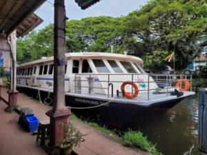 പോകാം പാതിരാ മണലിലേക്ക് Pathiramanal Island Tourism