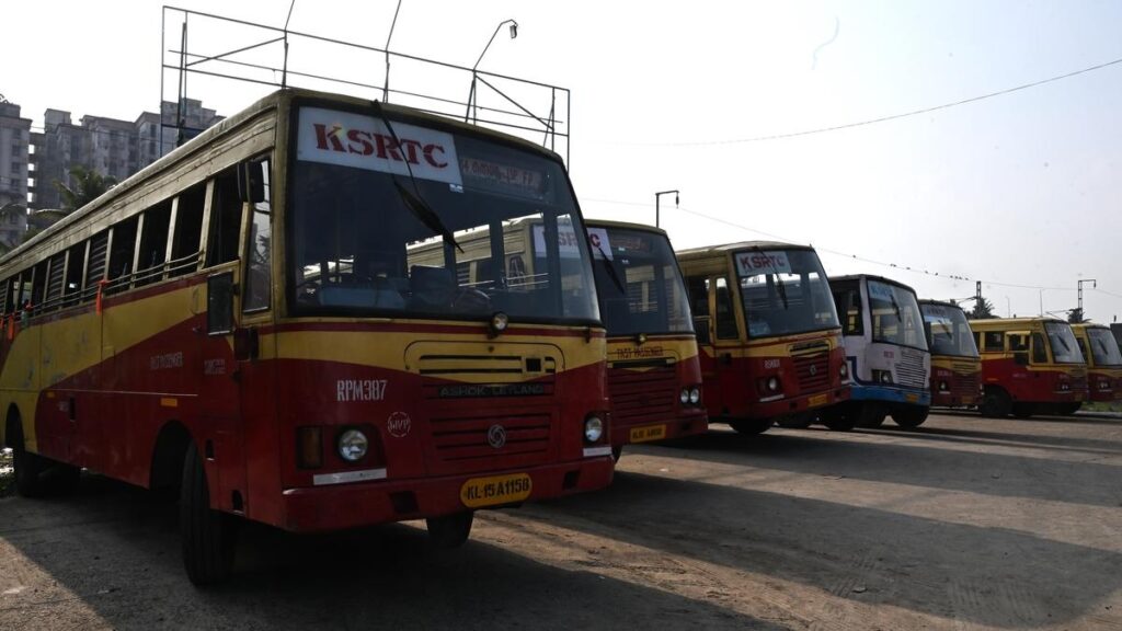 KSRTC free bus travel for women Kerala