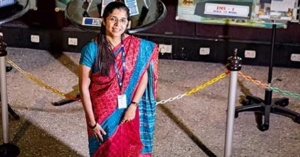 ISRO scientist Nandini Harinath Mangalyaan saree