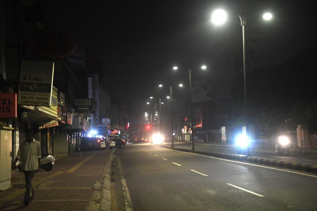 Kochi Corporation streetlight maintenance probe