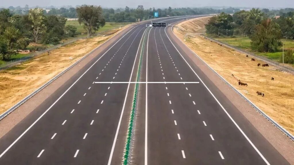 Lucknow Kanpur barrierless expressway