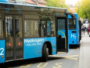 മാലിന്യത്തിൽ നിന്ന് ഹൈഡ്രജൻ ഇന്ധനം Delhi buses hydrogen from waste