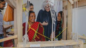 കൈത്തറിക്ക് പുതുജീവൻ പകർന്ന് Antaran Tata Trusts Antaran Indian Handlooms