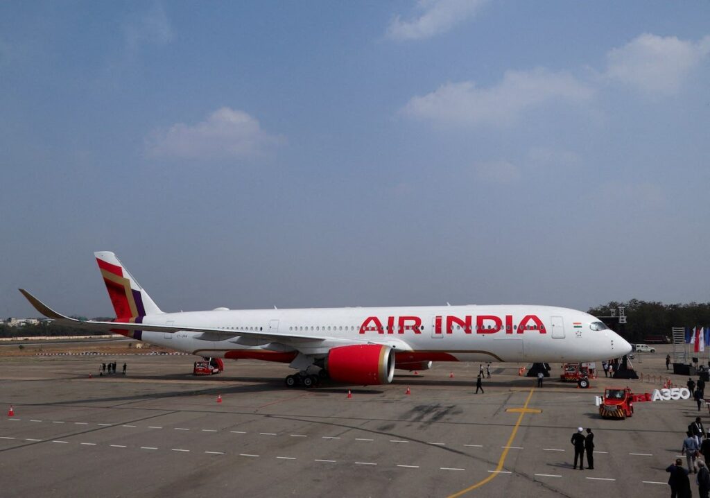 Temasek Backs Singapore Airlines Air India Investment