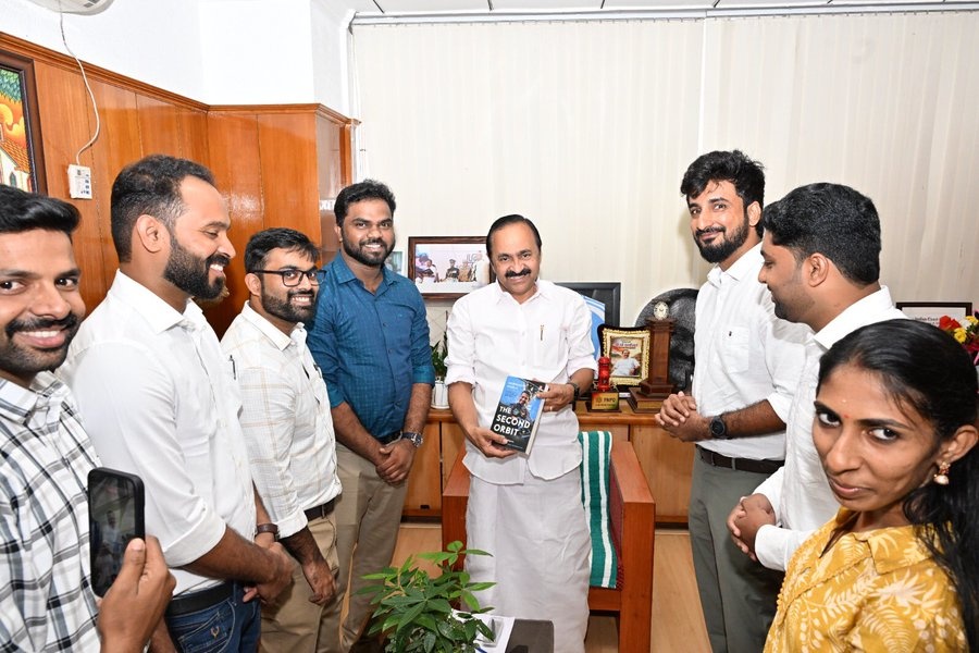 Skyroot Vikram 1 Malayali Engineers Meet CM