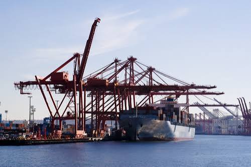 Mundra Port record TEU handling
