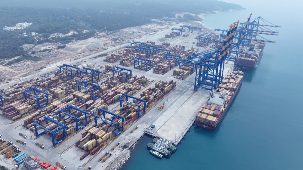 APSEZ Record Monthly Cargo Handling