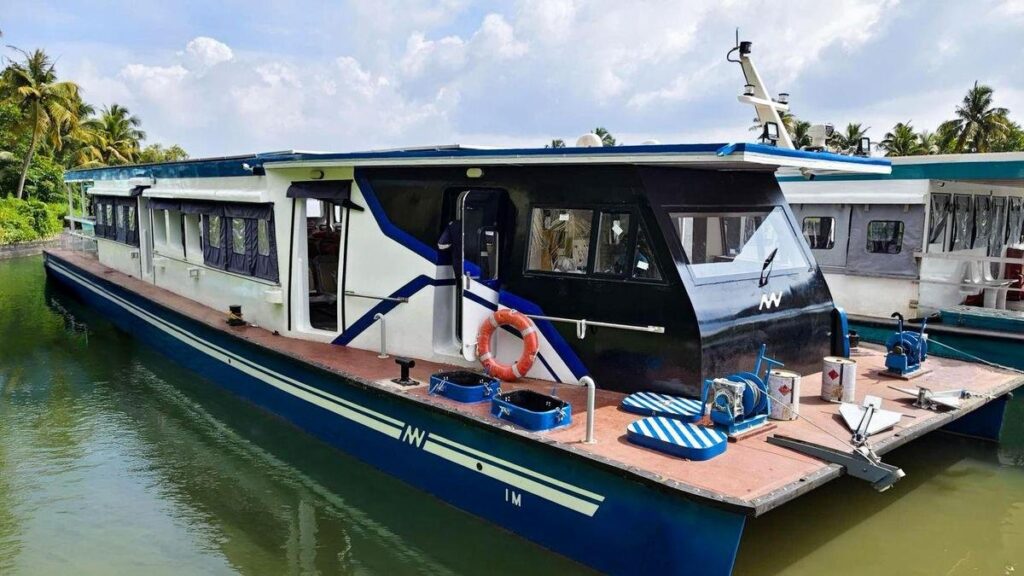 SWTD Solar Boat Kochi