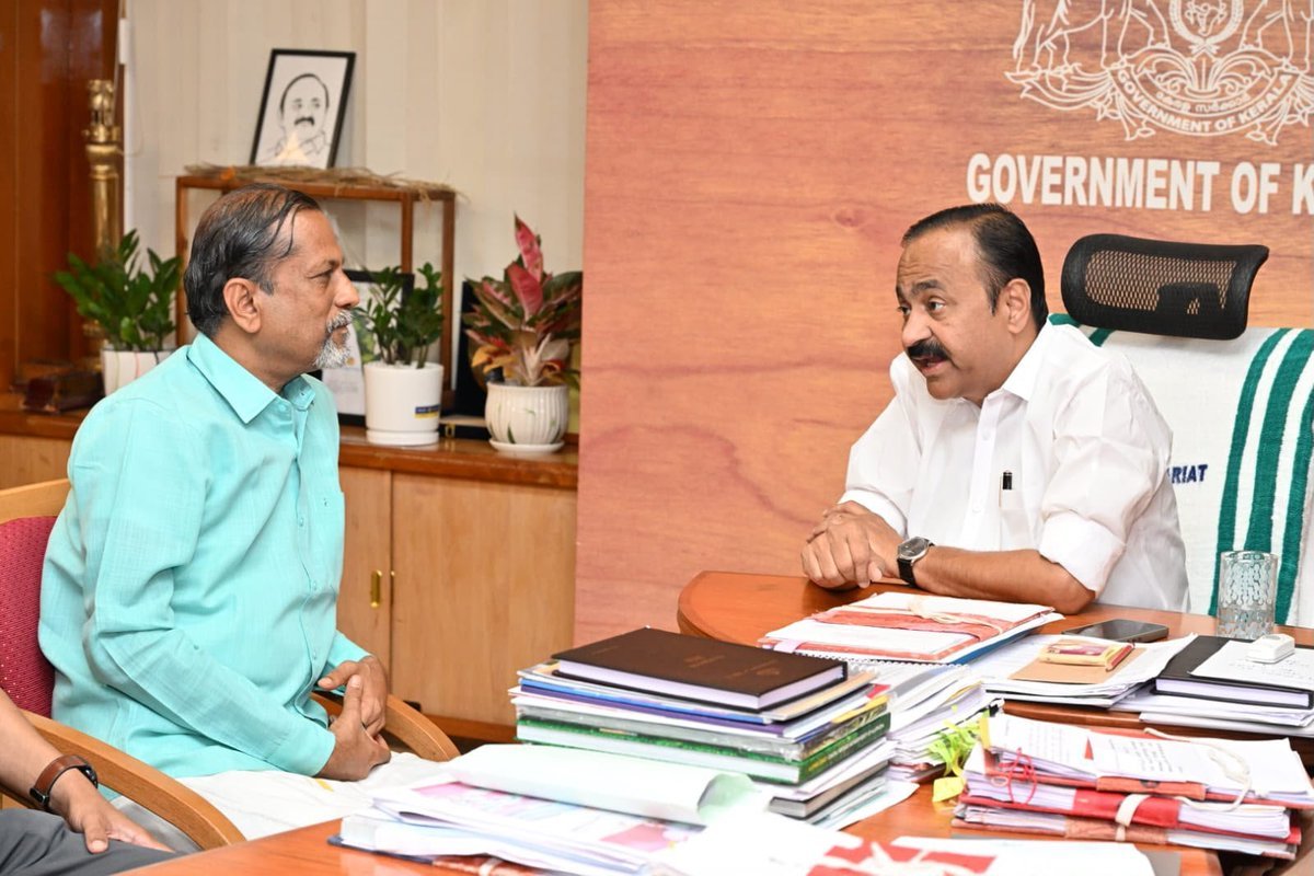 മുഖ്യമന്ത്രി-ശ്രീധർ വെമ്പു കൂടിക്കാഴ്ച